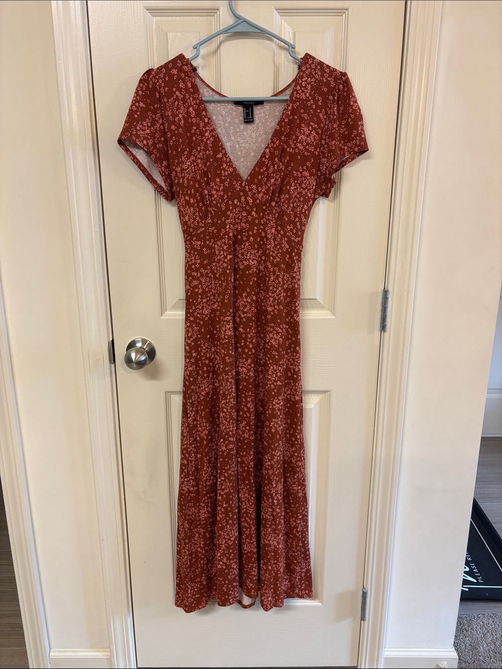 Forever 21 Rust Floral V-Neck Maxi with Short Sleeves